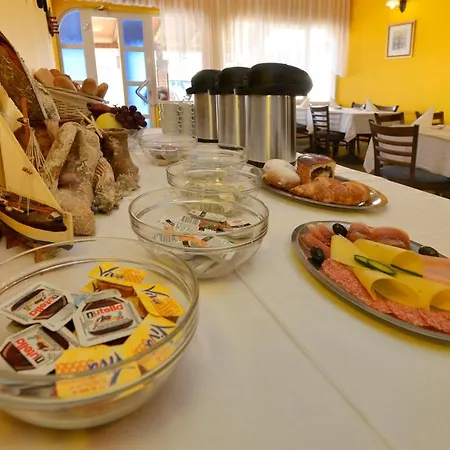 朱莉娅住宿加早餐旅馆 住宿加早餐酒店 Seget (Umag)