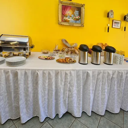 朱莉娅住宿加早餐旅馆 住宿加早餐酒店 Seget (Umag)