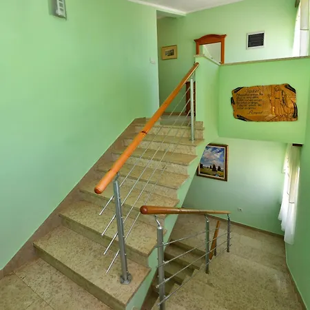 Julia לינה וארוחת בוקר Seget (Umag)