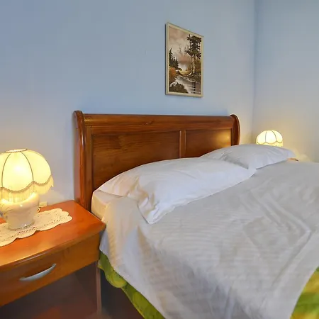 住宿加早餐酒店 朱莉娅住宿加早餐旅馆 4*