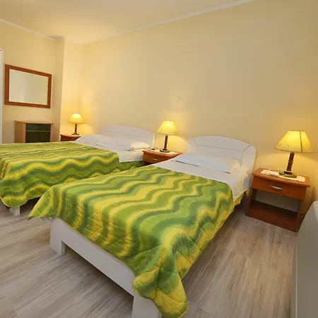 Julia Bed & Breakfast 4*