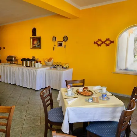Julia Bed & Breakfast 3*