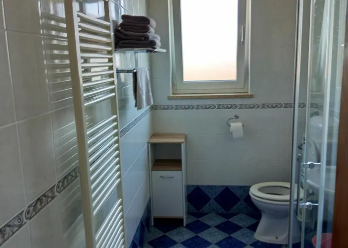 Julia Bed & Breakfast